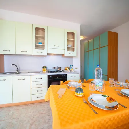 Olimpo Apartment *